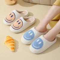 Cute Smiles Women's Fluffy Slippers Winter Indoor Closed Toe Warm Couple Slippers Woman Non-slip Flat Heel Fur Home Slides Shoes