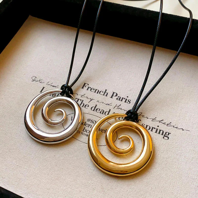 Autumn and Winter Metal Pendant Necklace Sweater Chain Accessories Wholesale