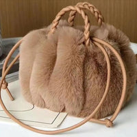 Cute Pumpkin Bag 2025 Autumn And Winter New Fashion Cloud Crossbody Bag Niche Design Sweet Girl Handbag