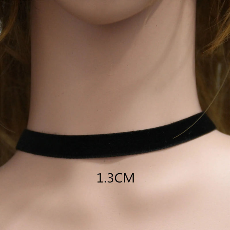 Valentine's Day Punk Gothic Black Velvet Fabric Choker Necklace Tattoo Necklaces Women Chocker Collares Short Neckband Gift