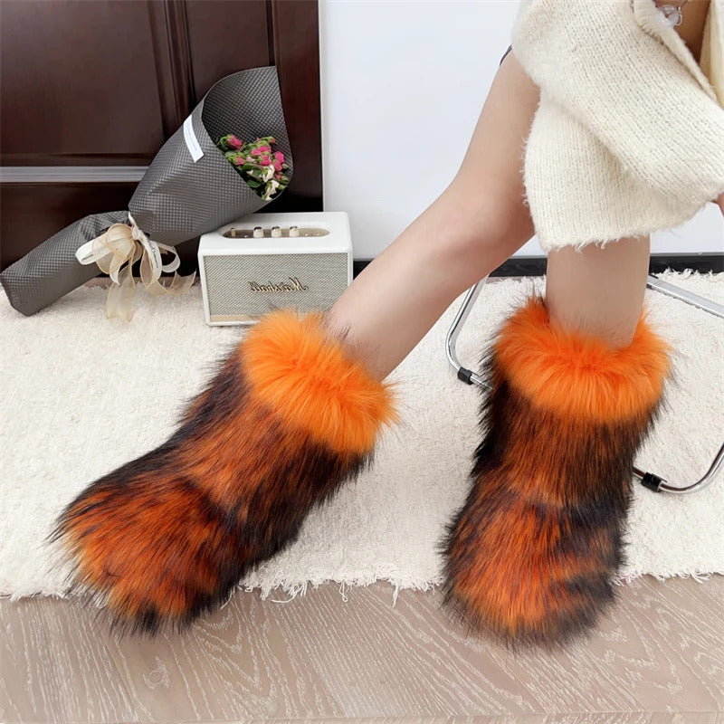 New Winter Fur Onepiece Raccoon Fur Female Snow Boots Fur Shoes Outdoor Mid Leg Boots