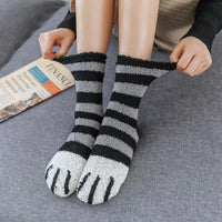 6 pairs Woman socks Set Cartoon Cute 3D Dog Cat Paw Pattern Winter Female Fleece Warm Home Floor Sleeping Thick Socks Wholesale