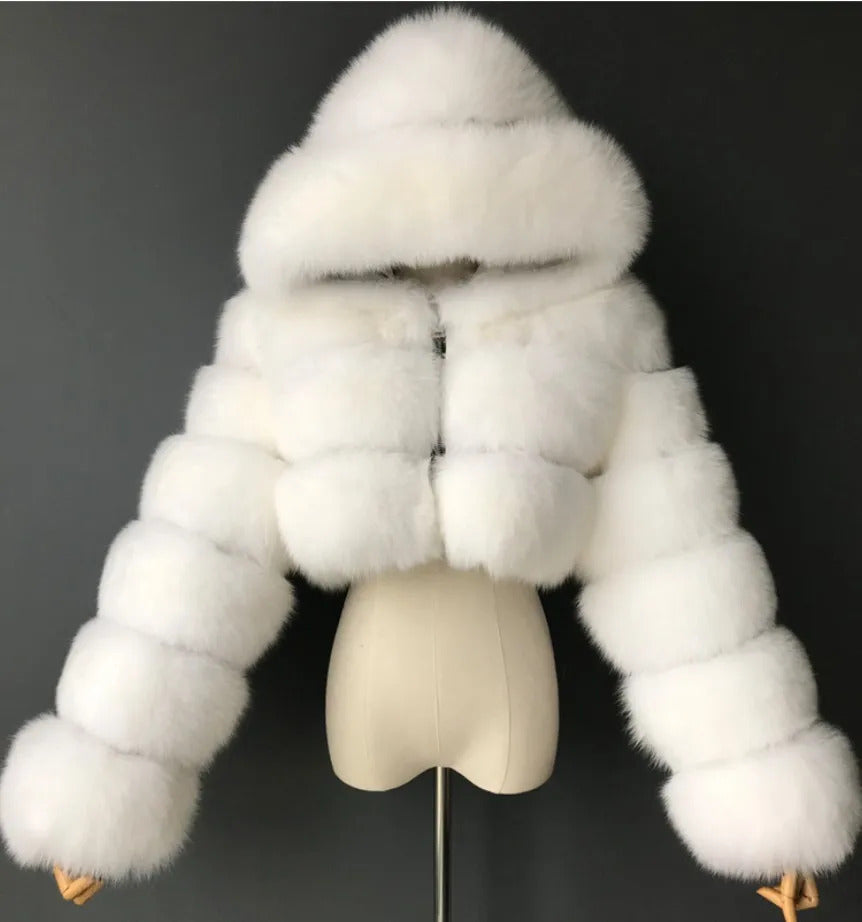 High Quality Furry Cropped Faux Fur Coats and Jackets Women Fluffy Top Coat With Hooded Winter Fur Jacket Manteau Femme