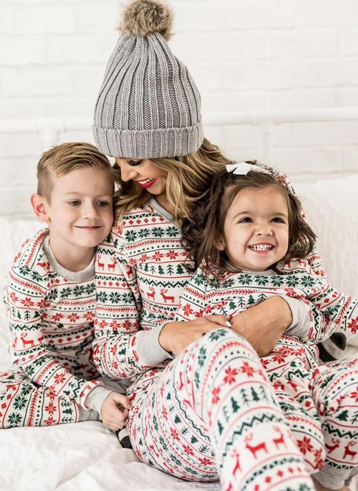 2024  Christmas Family Pajamas Set Adult Kid Sleepwear 2PCS Family Pyjamas Sets Deer Tops +Pants Xmas Family Matching Clothes