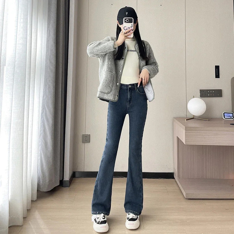 2023 Fashion New Women Warm Plush Flared Jeans Thermal Fleece Loose Denim Pants Female High Waist Urban Straight Flare Trouser