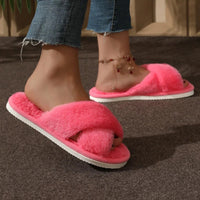 Fashion Cross Strap Fur Slippers Women Indoor Light Warm Plush Home Slippers Woman Faux Fur Flat Heel Couple Slides Plus Size 43