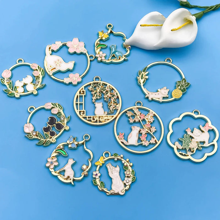 10pcs Alloy Pendants Flat Round Enamel Charms With Leaf And Cat Shape Charms Golden Medium Hollow Pendant For DIY Jewelry Making