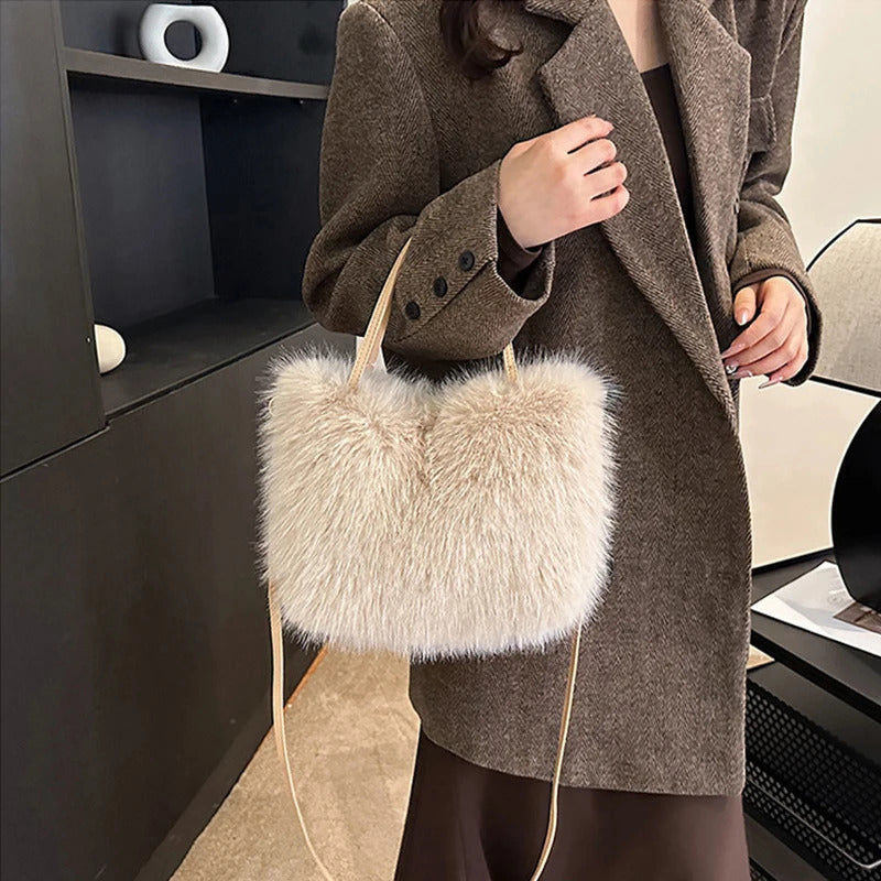 Faux Fur Tote Bag Women's Bucket Plush Luxury Design Ladies Handbags Soft Winter Crossbody Shoulder Bags Bolsa Feminina