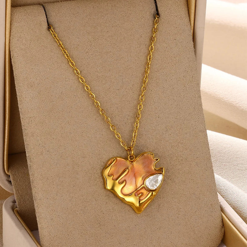 Stainless Steel Love Heart Necklace For Women 2023 New Trendy Lip Chain Simple Pendant Necklace Jewelry Gift Wholesalers