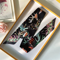 2022 Luxury Silk Scarf Slim Hair Accessories Fashion Bag Handle Ribbon Ladies Horse Print Headband Belt Ladies Fall New 60SKU