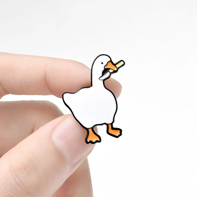 Honk Honk Enamel Pin Custom Naughty Goose Brooch Bag Lapel Pin Cartoon Funny Animal Badge Jewelry Gift for Kids Friends