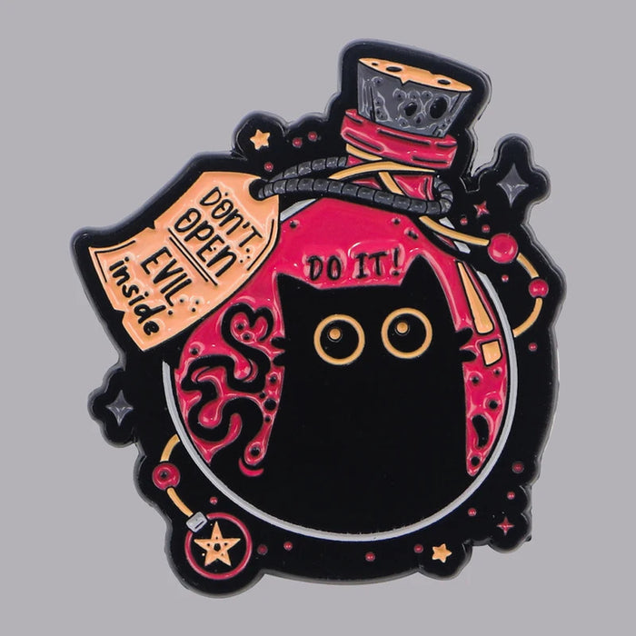 Cute Black Cat Enamel Pin Animal Brooch Pines Lapel Pins Badge on Backpack Clothing Accessories Witch Jewelry Halloween Gifts