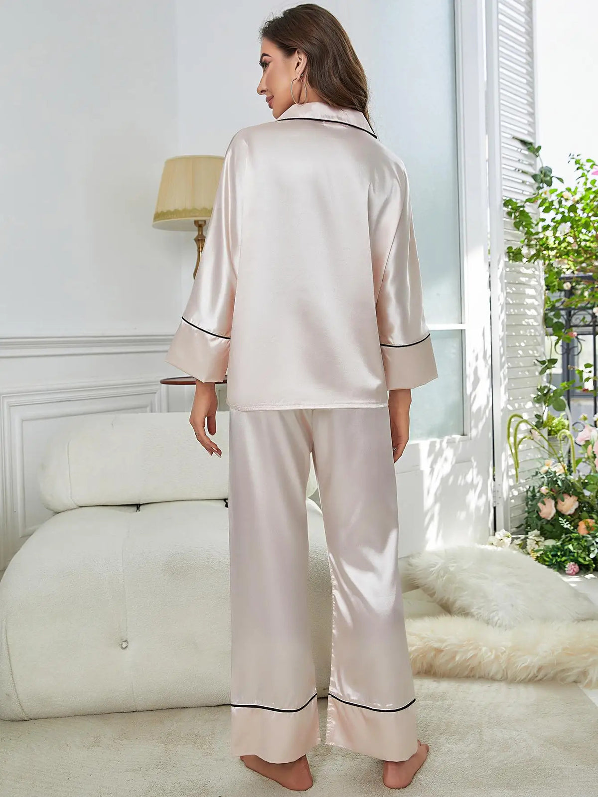 Silk Satin Women‘s Pajamas Set Notched Collar Top & Wide Leg Long Pants 2 Pieces Sleepwear Female Loungewear Like Leisure Suit