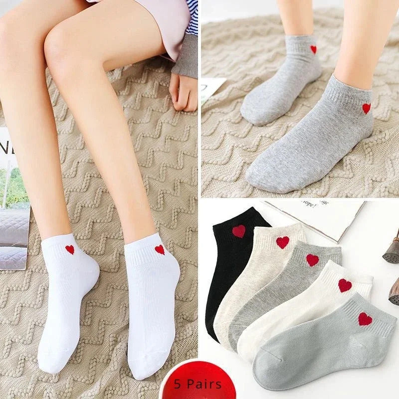 5 Pairs Lovely Heart Cotton Socks Women Summer Fashion Black White Sports Short Socks Girls Cute Style Low Tube Boat Socks 35-40