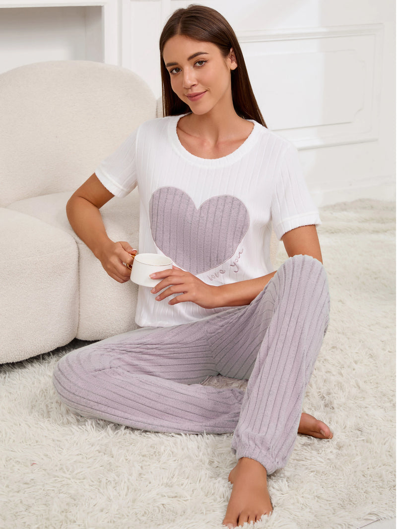 Women's new style pajamas set heart pattern short sleeve shirt trousers two-piece simple and lovely casual home wear