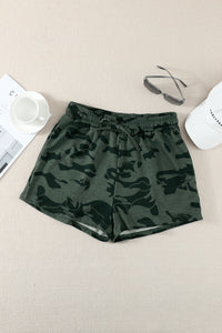 Army Green Camo Print Raw Hem Casual Shorts