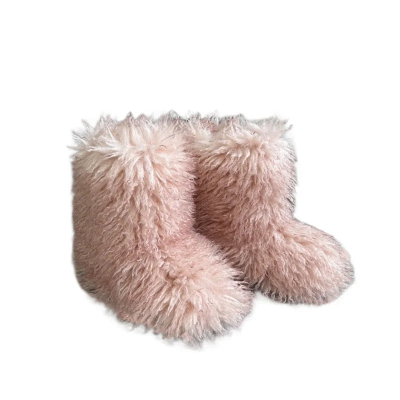 New Winter Fur Onepiece Raccoon Fur Female Snow Boots Fur Shoes Outdoor Mid Leg Boots