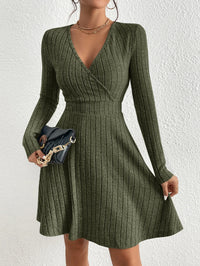 New for autumn/Winter 2024 Women Knit Slim Sexy Bodycon Dress V-Neck Long Sleeve Dress Solid Casual Midi Sweater Dress