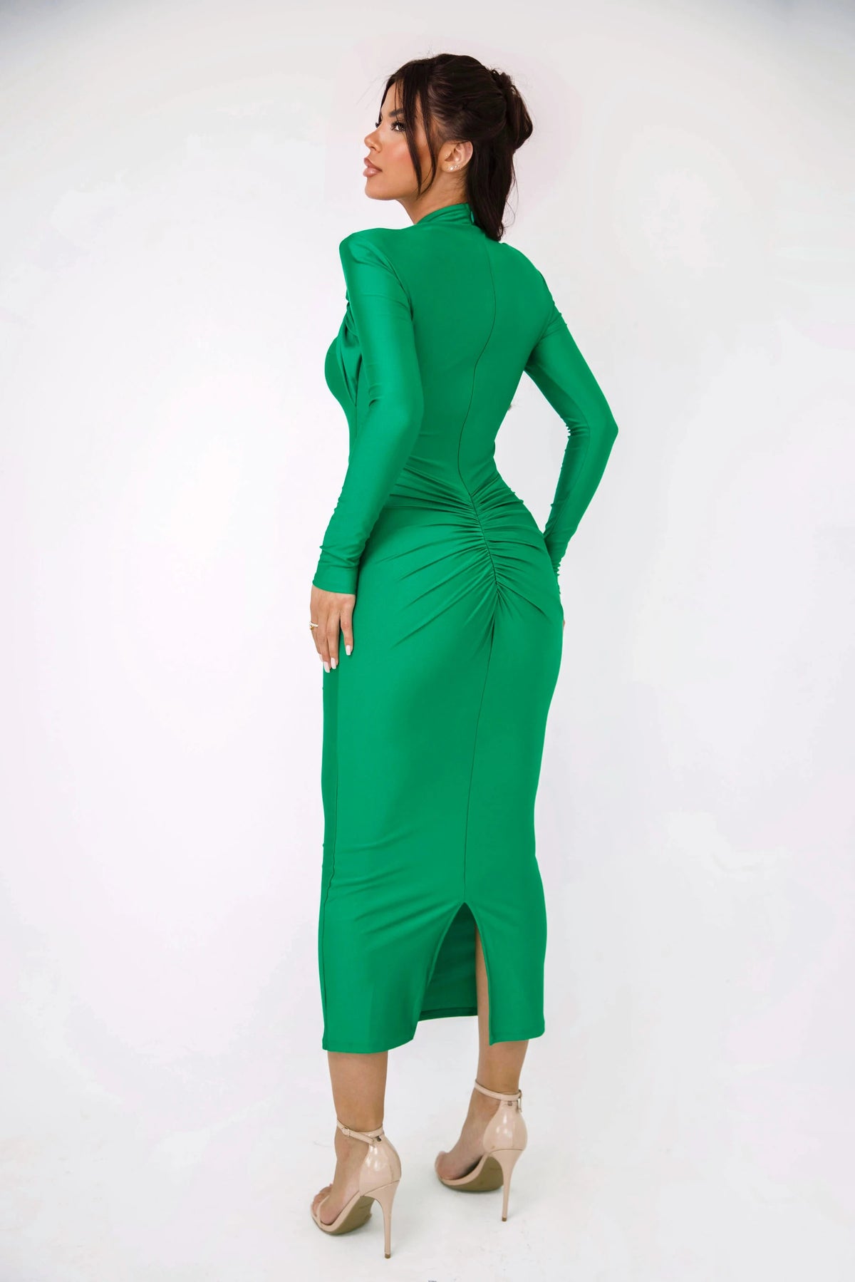 Articat Elegant Long Sleeved Elastic Tight Long Dress Women Bodycon Pleated Party Club Evening Dress Hollowed Out Slim Vestido