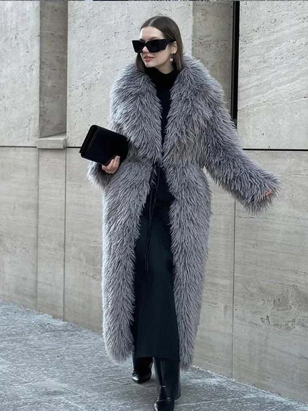 Winter New Women's Plush Faux Fur Overcoat Fashion Long Sleeved Warm Turn-down Collar Cardigan High Street Loose Outerwear 2024