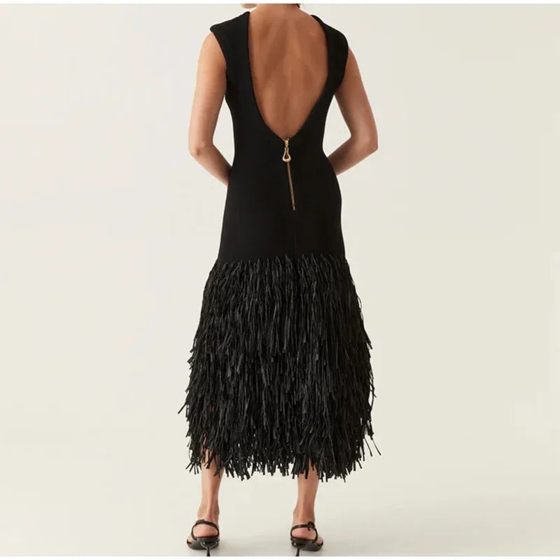 Fashion Knitted Tassels Hem Women Long Dress Elegant O Neck Pad Backless Zipper Sleeveless Slim Maxi Dresses Lady Party Vestidos