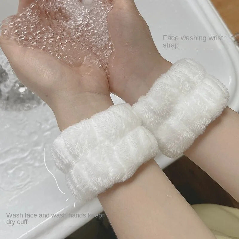 Fashion 2pcs One Pair Wash Face and Wrist Band Absorb Water Sweat Wiping Bracelet Hairband Moisture Proof Sleeve Wrist Guard