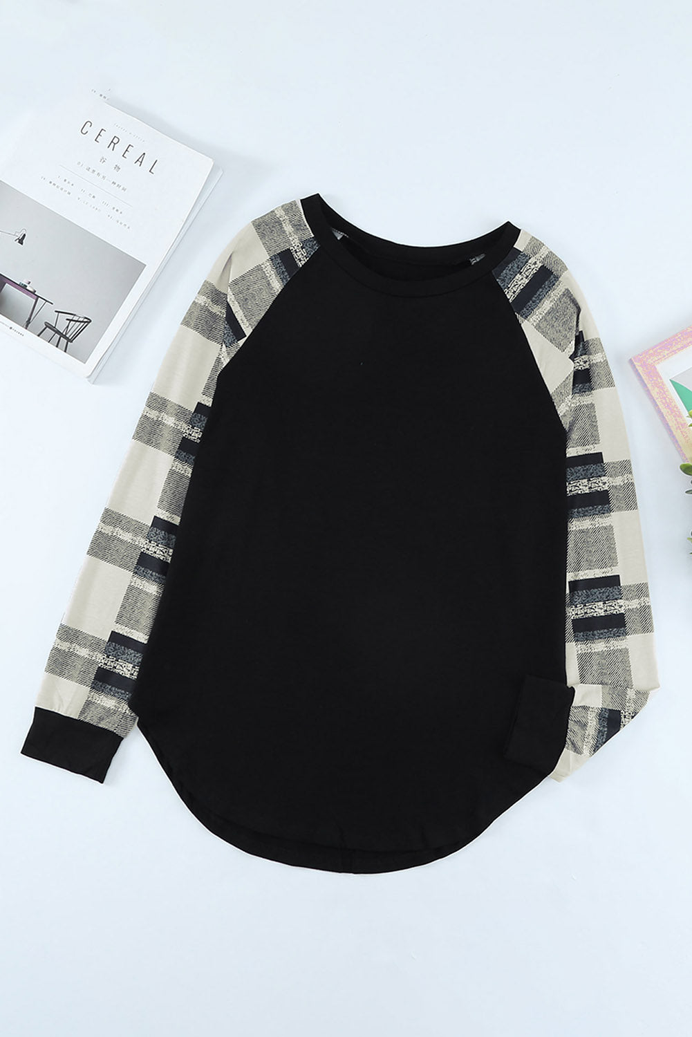 Blank Apparel - Monochrome Plaid Long Sleeves Black Pullover Top