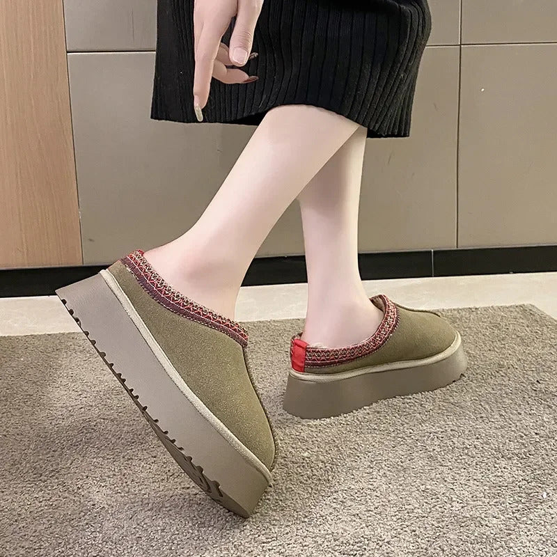 Winter Warm Snow Boots Women Chunky Platform Plush Ankle Boots for Woman Suede Cotton Padded Shoes Waterproof Slippers Loafers