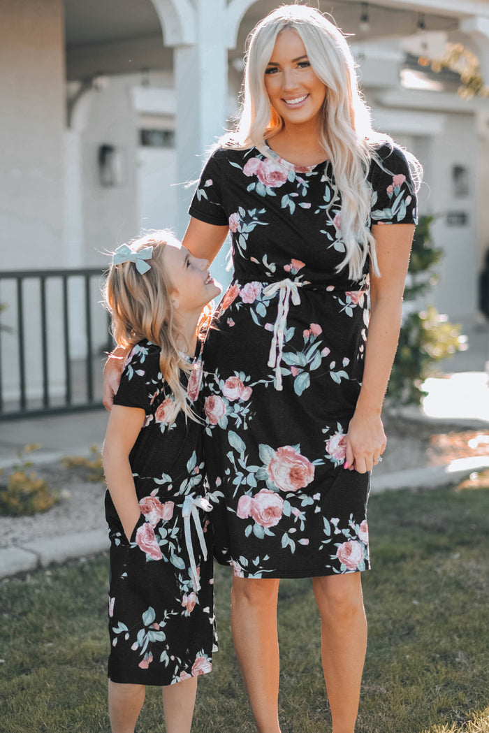 Black Short Sleeve Pocketed Drawstring Casual Floral Dress