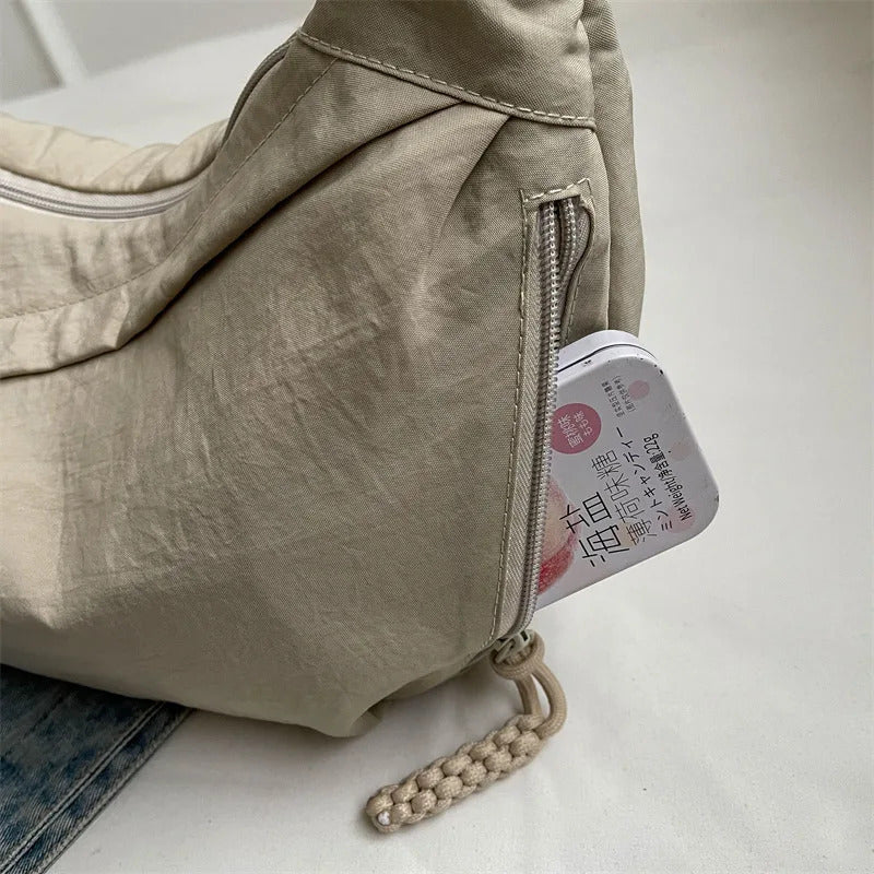 Nylon Fabric Shoulder Bag New High Capacity Women's Crossbody Messenger Bag Leisure Versatile Shoulder Hobos Bag