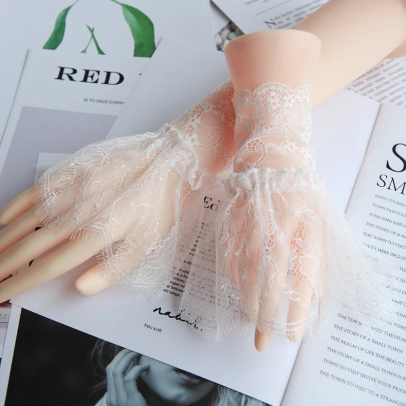 Women Fake Arm Sleeves with Short Tassels White and Black Pleated Cuff Beautiful Lace Accessories Outdoor Embellishments