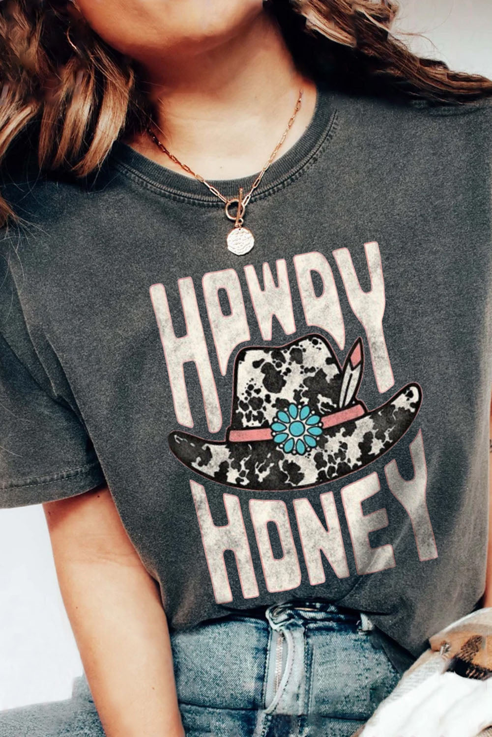 Black HOWDY HONEY Cowboy Hat Graphic Tee