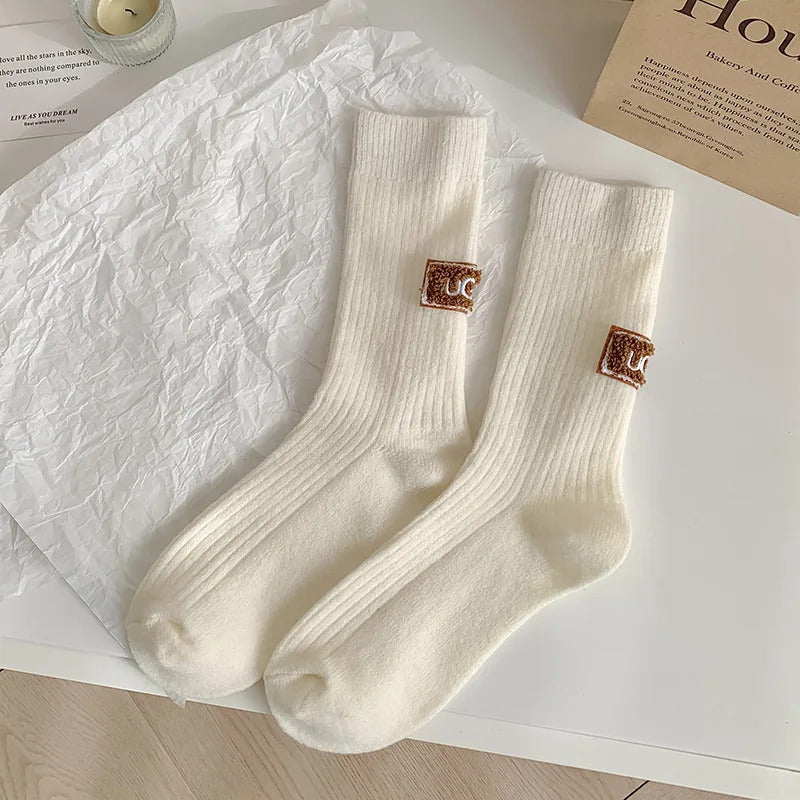 1 Pair Autumn Winter Solid Warm Velvet Thickened Pile Socks Embroidered Logo Mid-Calf Length Socks Casual Cotton Snow Boot Socks