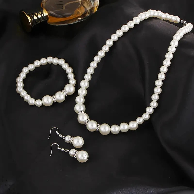 4 Pcs Women's Pearl Jewelry Set Simulated Pearls Fashion Simplicity Girl Versatile Earrings Necklaces Bracelets Jewelry Set