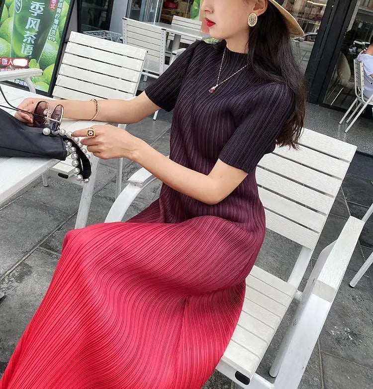 Summer Dress 2023 New Pleated Dress Temperament Fashion Sexy Simple Pleated Oversized A-line Long Skirt O-Neck Robe