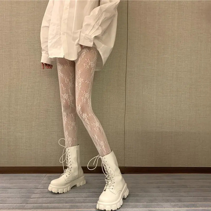 Classic Lolita Hollowed Out Lace Mesh Stockings Bottomed Pantyhose Hot Tights Japanese Lolita Retro Floral Rattan White Stocking