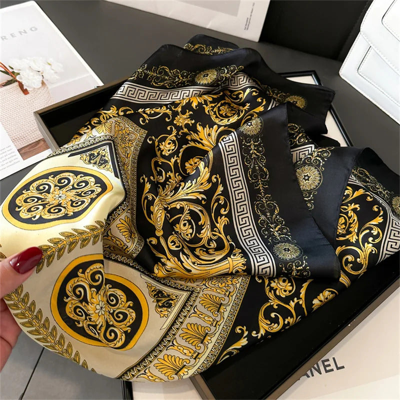 2024 New Fashion 70X70cmPrinted Women's Scarf Pashmina Silk Scarf Square Shawl Decorative Headband Neck Luxury Design Bandana