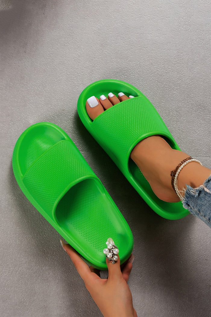 Bright Green Solid Non-slip Wide Band Thick Sole Slippers