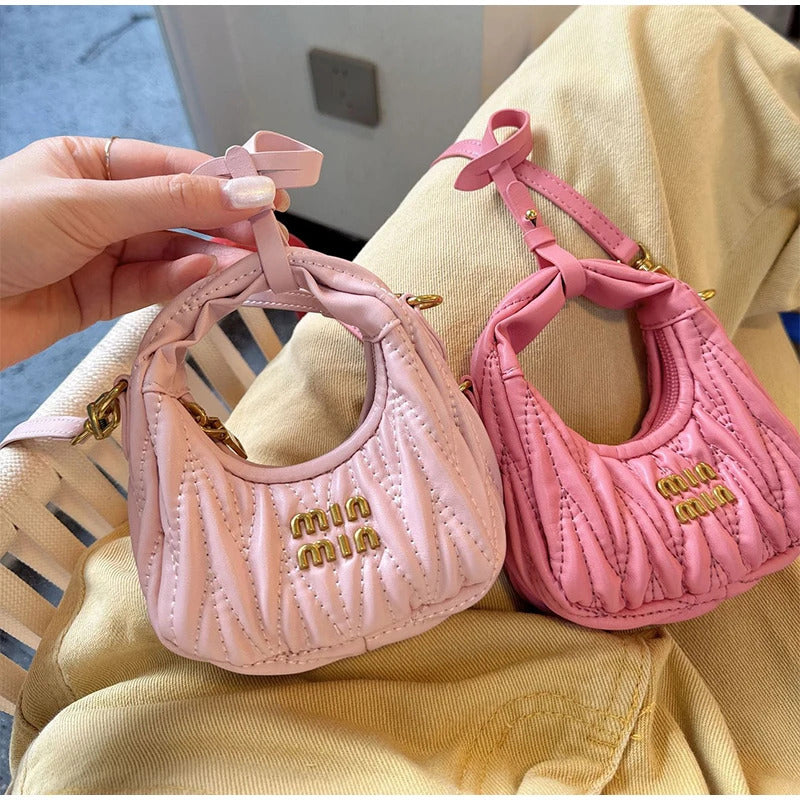 Brand Design New Women's Mini Messenger Bag Wrinkled Leather Shoulder Bag Metal Letter Lipstick Earphone Bag Y2k Girl Bag 2024