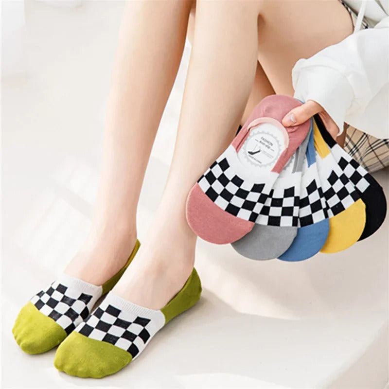 4 Pairs Letter & Heart Print Socks, Comfy & Cute Street Mid Tube Socks, Women's Stockings & Hosiery