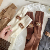 1 Pair Autumn Winter Solid Warm Velvet Thickened Pile Socks Embroidered Logo Mid-Calf Length Socks Casual Cotton Snow Boot Socks