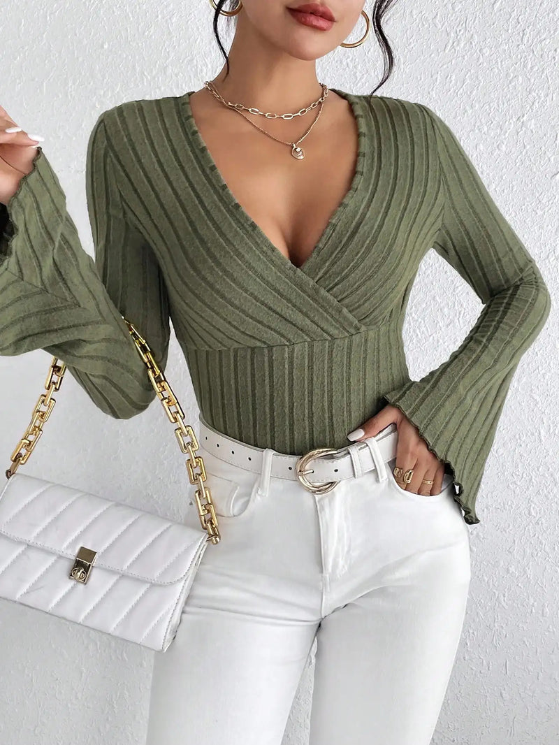 Women's Fall and Winter Long-sleeved Tops, V-neck Sexy Slim Striped Women's Tops, Long-sleeved T-shirt Knitted Bottoming Shirt