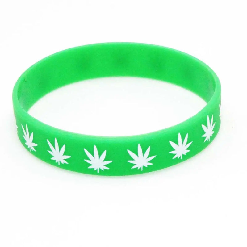 Hip Hop Minimalism Maple Leaves Fashion Jewelry Waterproof Silicone Bangle Wristband Silicone Bracelet Maple Leaf Bracelet