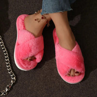 Fashion Cross Strap Fur Slippers Women Indoor Light Warm Plush Home Slippers Woman Faux Fur Flat Heel Couple Slides Plus Size 43