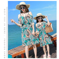 Family Matching Outfits 2022 Summer Beach Mother Daughter Floral Dresses Dad Son Cotton T-shirt & Shorts Couple Outfit Seaside