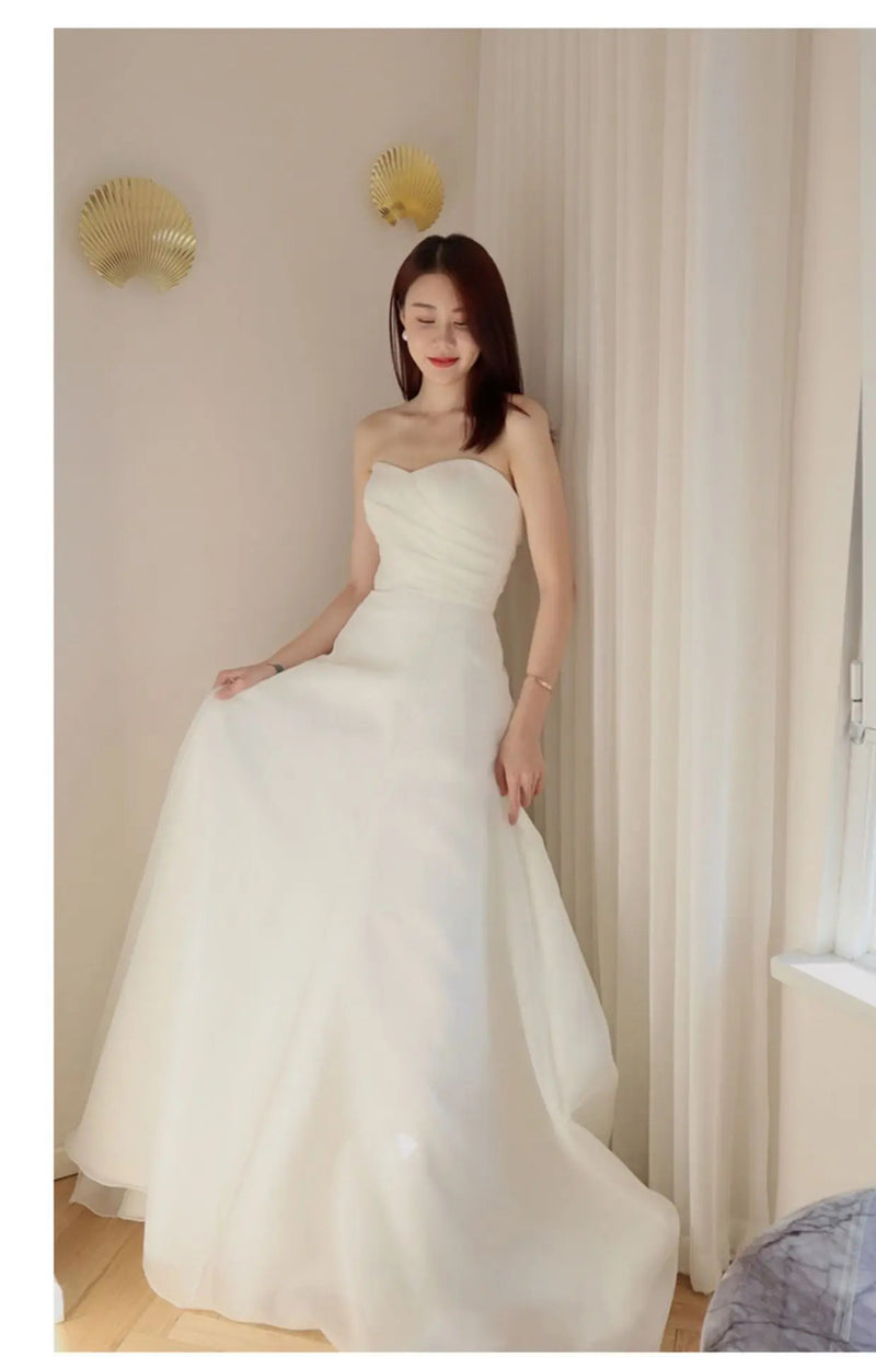 Customized Sexy Strapless Wedding Dress Elegant A-line Sleeveless Vestido De Noiva Classic Lace Up Small Train Robe De Mariee