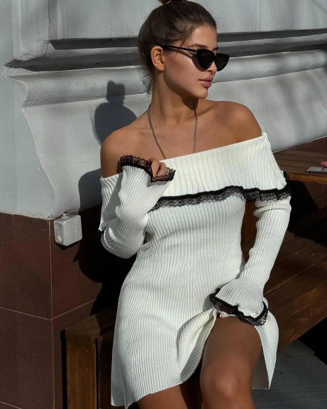 Tossy Knit Off-Shoulder Sweater Mini Dress Women's Lace Patchwork Ribbed Slim Backless Elegant Party Dress Knitwear Mini Dress