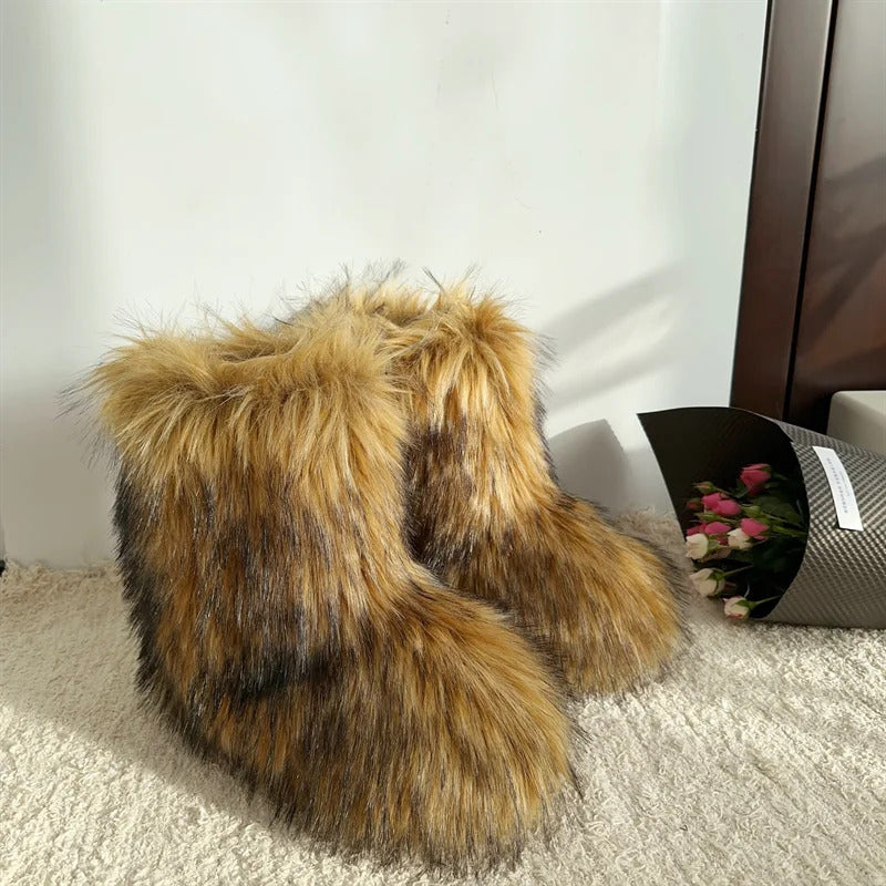 New Winter Fur Onepiece Raccoon Fur Female Snow Boots Fur Shoes Outdoor Mid Leg Boots