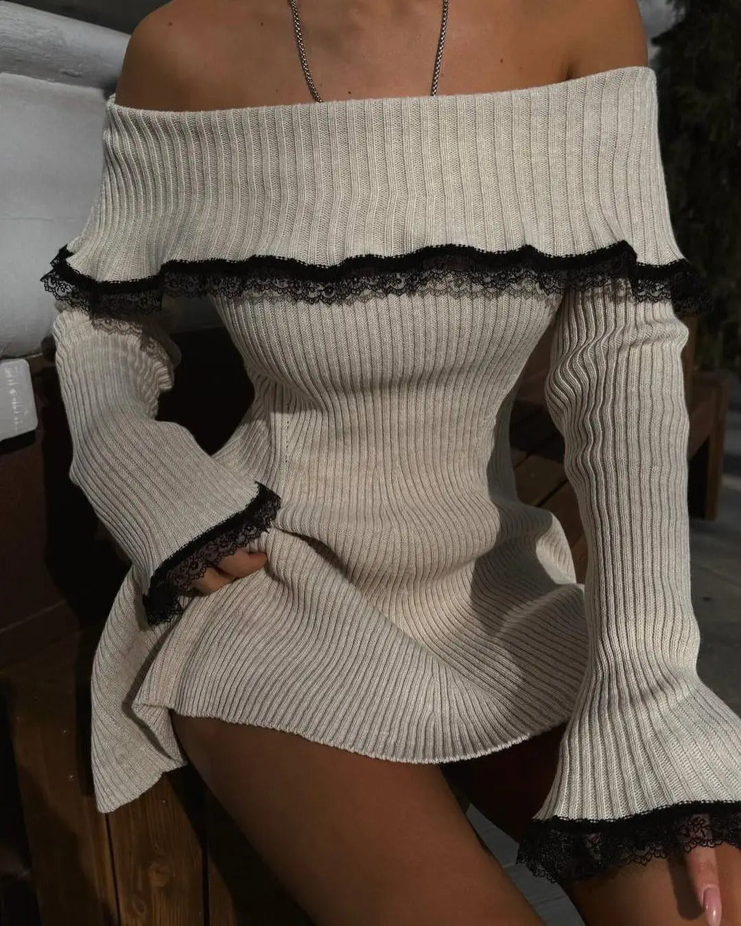 Tossy Knit Off-Shoulder Sweater Mini Dress Women's Lace Patchwork Ribbed Slim Backless Elegant Party Dress Knitwear Mini Dress