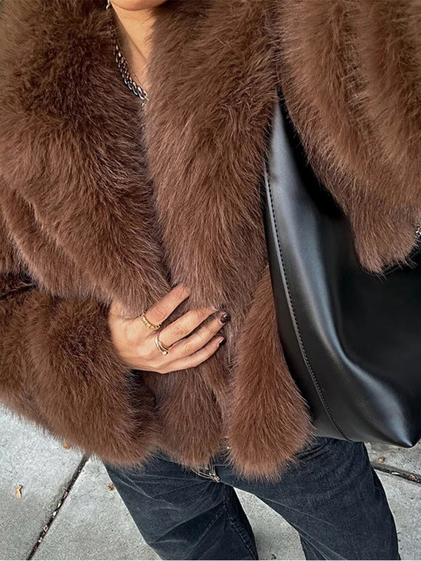 Vintage Brown Fluffy Faux Fur Short Coats Women Loose Lapel Buckle Jacket 2024 Winter New Lady High Street Warm Thick Outwear